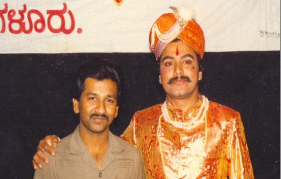 Nagendra Prasad with Film actor Ramakrishna in Kannada Movie shooting.