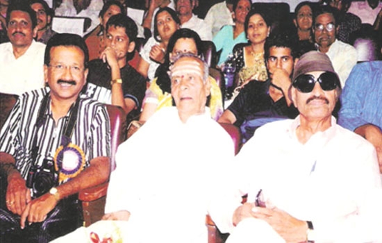 Nagendra Prasad with noted producer,director,lyric writer C.V.SHIVASHANKAR & VATAL NAGARAJ.